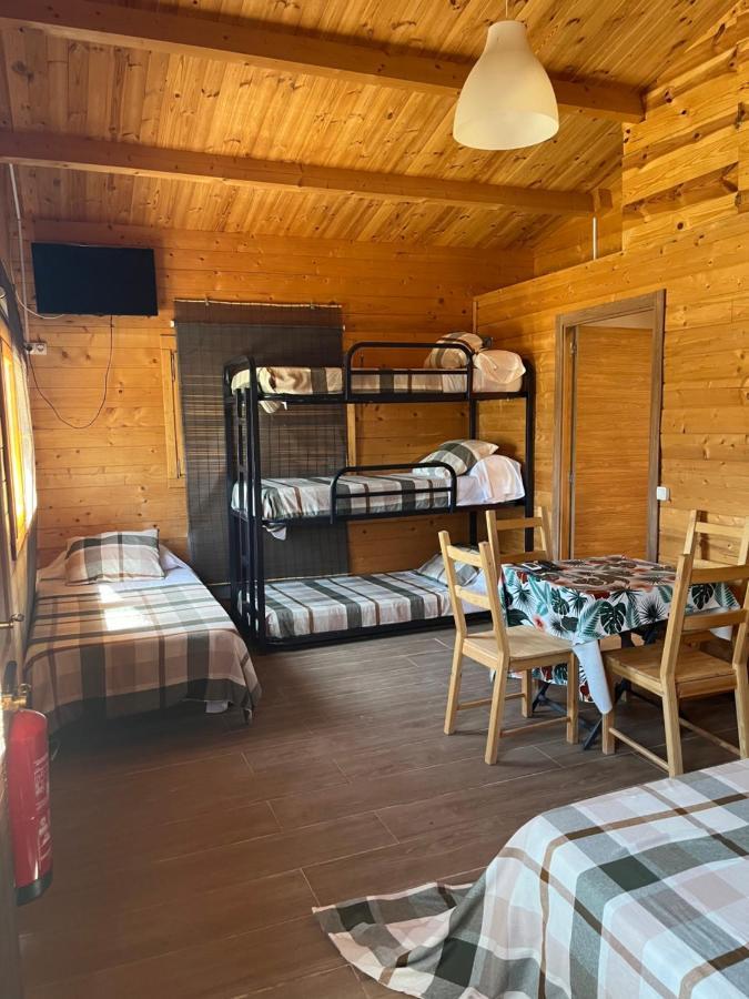 Granja Escuela Con Bungalows San Martín de la Vega Екстериор снимка
