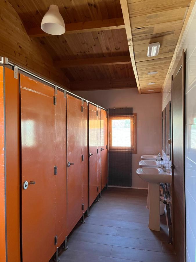 Granja Escuela Con Bungalows San Martín de la Vega Екстериор снимка